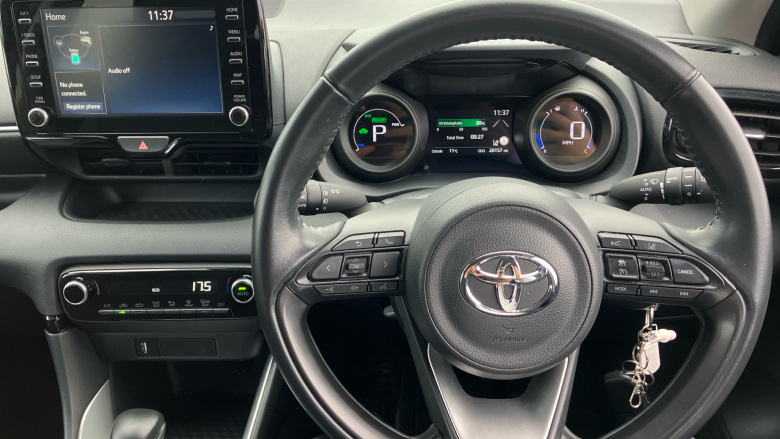 Toyota Yaris 1.5 Hybrid Design 5dr CVT Hybrid Hatchback